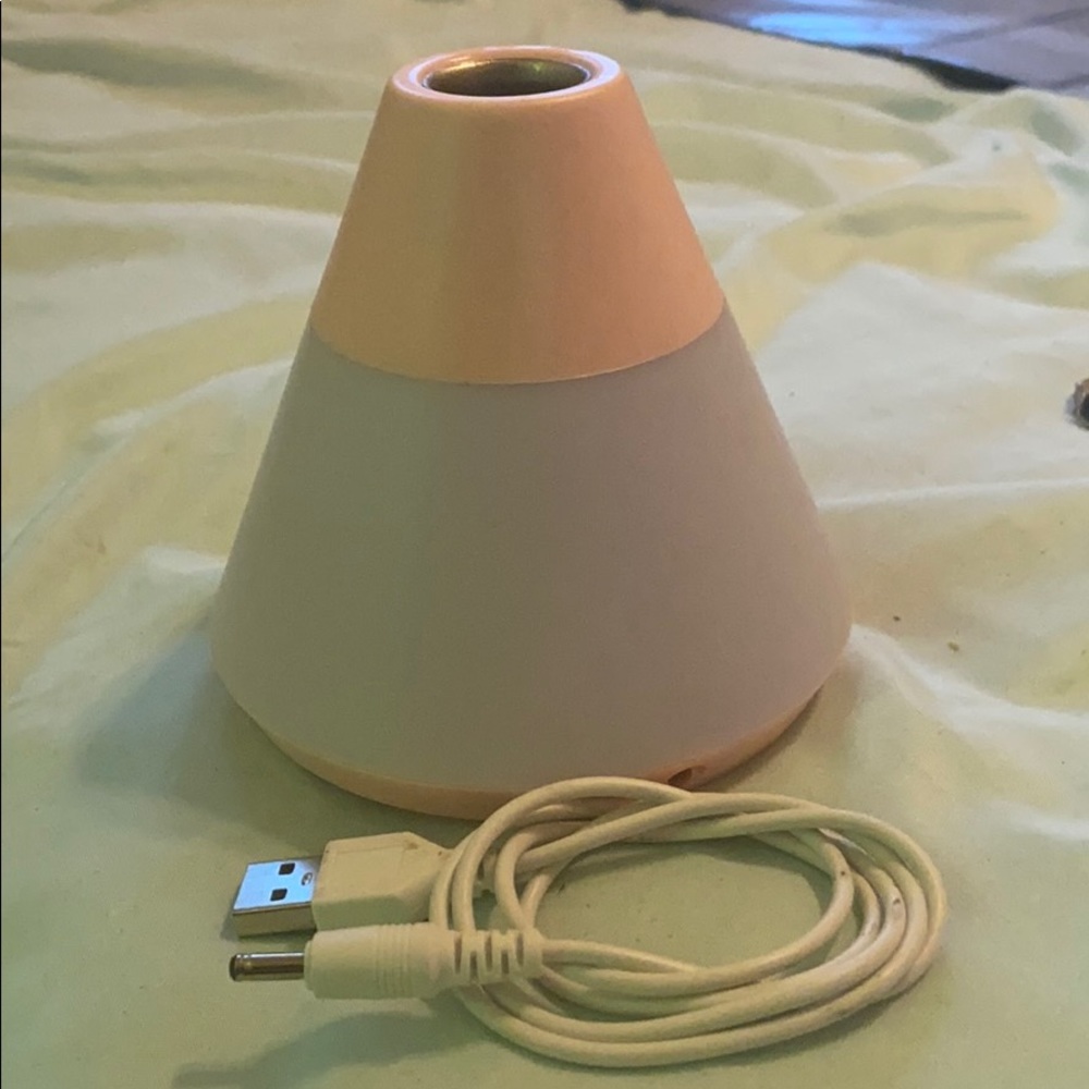 color changing desfuser (no water needed)